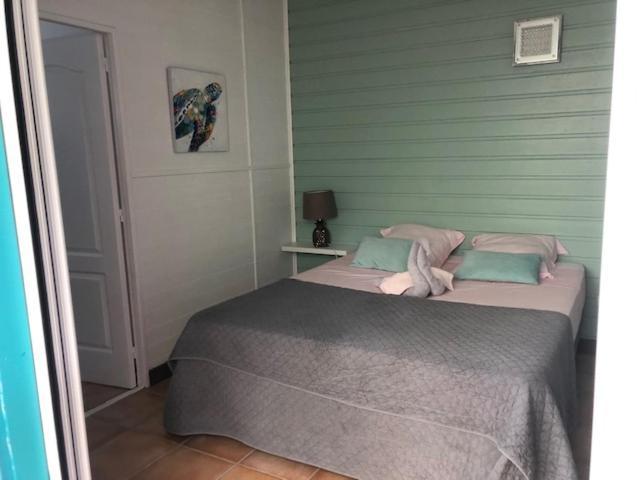 Desir Tropical Bed & Breakfast Сен Франсоа Екстериор снимка