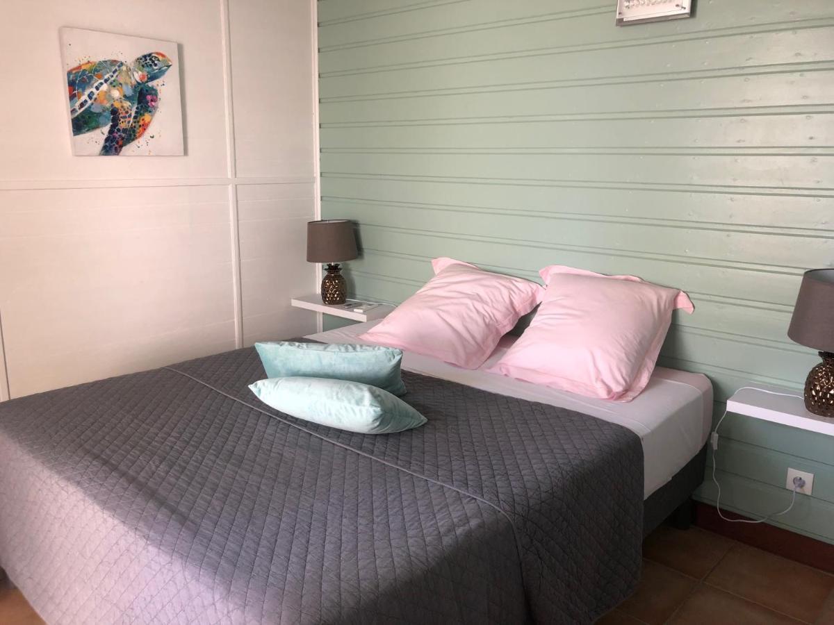 Desir Tropical Bed & Breakfast Сен Франсоа Екстериор снимка